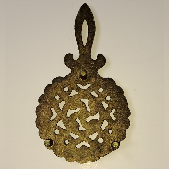 Vintage Mini Brass Trivet By Wilton - Picture 3 of 9